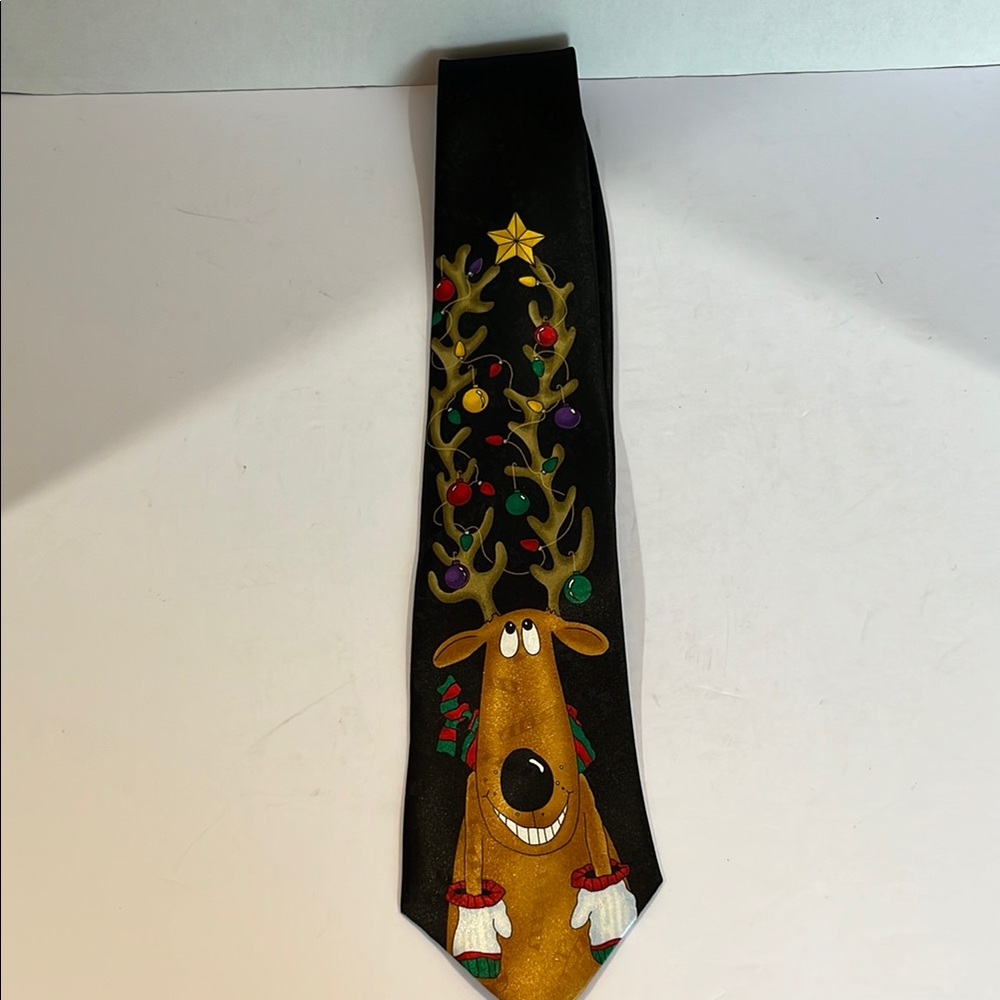 Festive Reindeer Christmas Men’s Novelties Tie Hallmark USED excellent condition